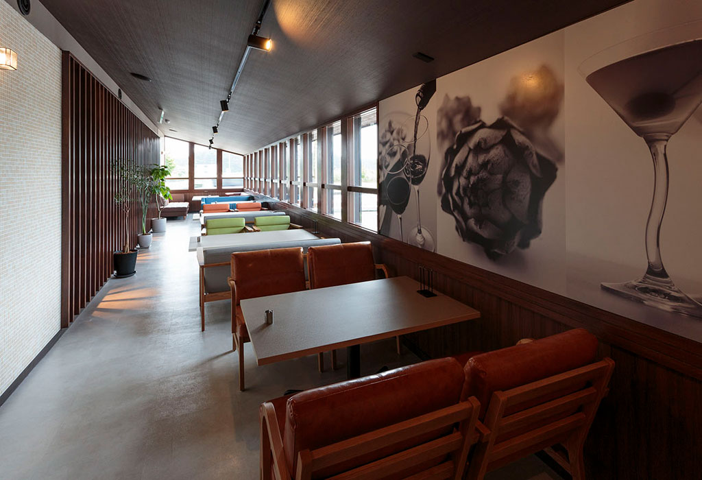 B’s CAFE